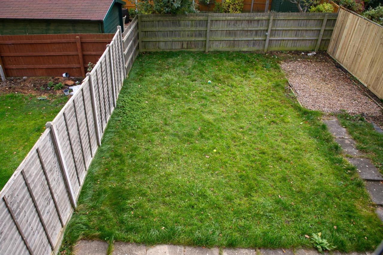 Ludlow Drive 3 Bed Contractor Family Town House In Melton Mowbray Exterior foto