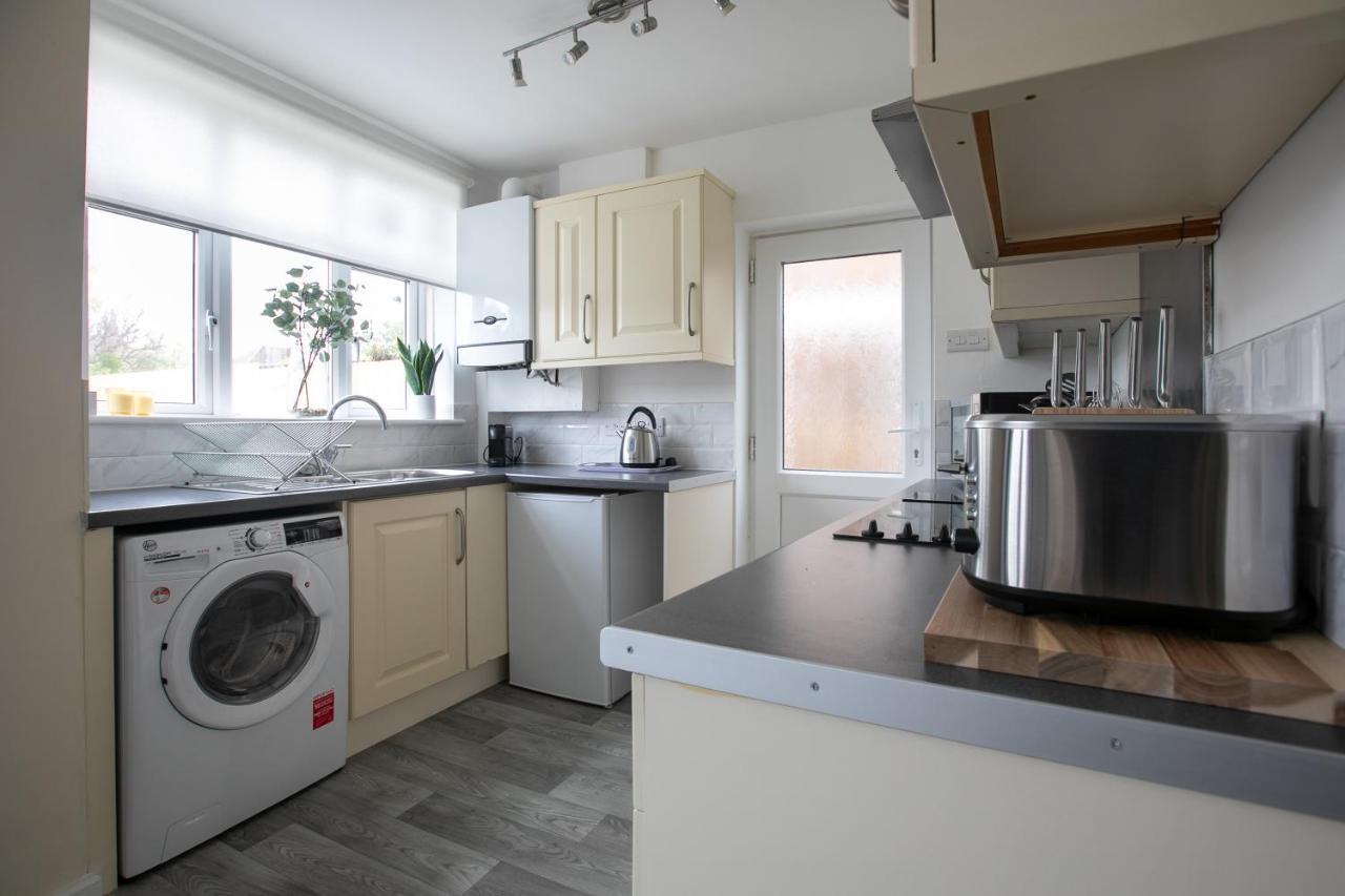 Ludlow Drive 3 Bed Contractor Family Town House In Melton Mowbray Exterior foto